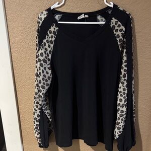 Elegant Black Leopard Print Long Sleeve Top